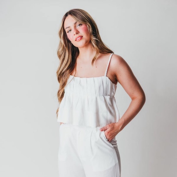 Worth Collective Paneled Summer Crop Top in White - Picture 4 of 10